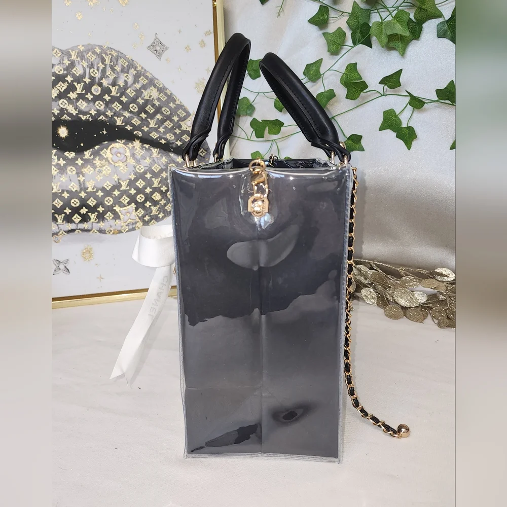 Chanel Black Patent Camellia Tote Bag - Picture 5 of 11